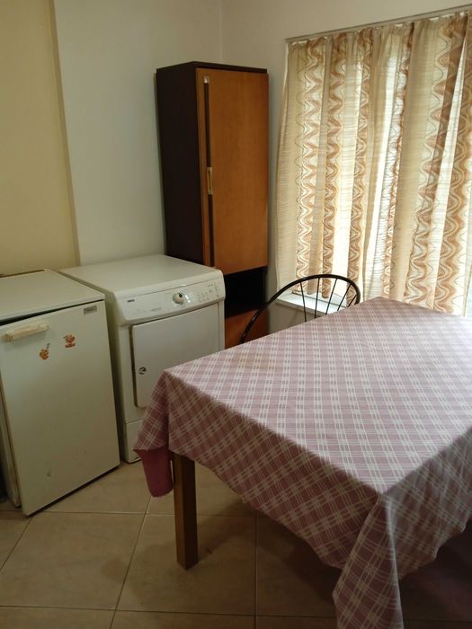 Дава се под наем Едностаен апартамент в Варна, Автогара - 30 кв.м за 204 € - Снимка #3