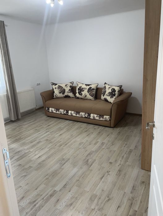 Inchiriez garsoniera complet renovata