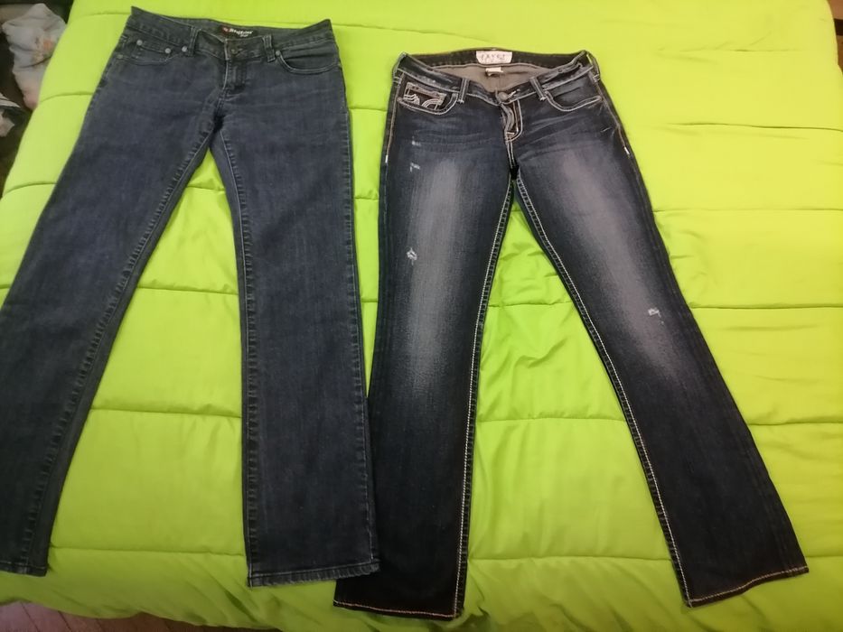 Чисто нови дънки