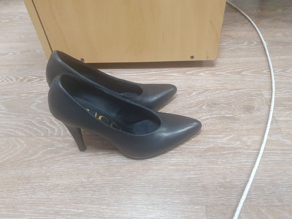 Туфли  Gucci черные