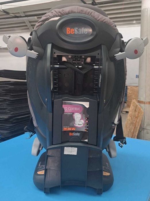 Столче за автомобил Besafe izi Comfort