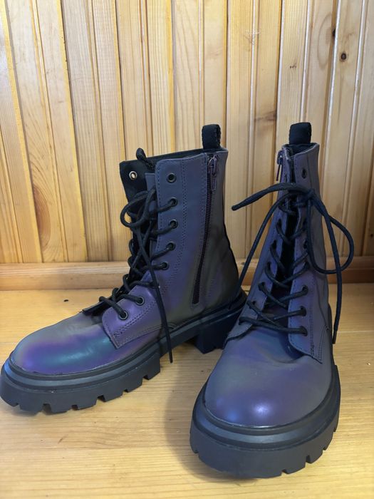 Хамелеонови боти Зара