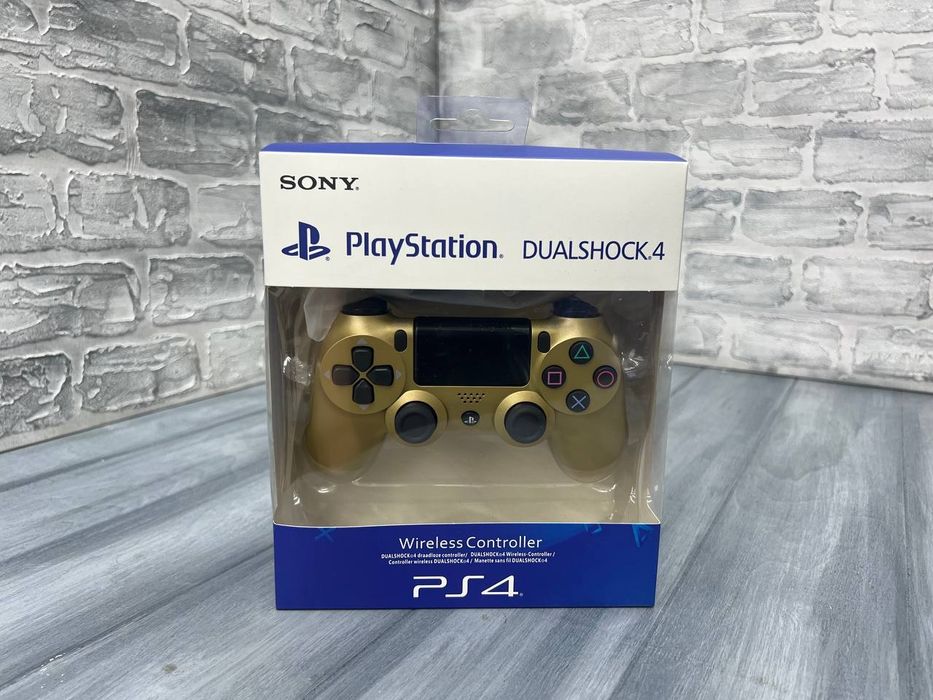 Джостики PlayStation 4