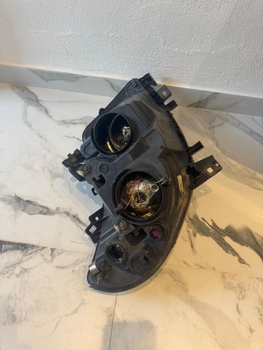 Vând far faruri dreapta stanga Peugeot boxer Fiat Ducato an 2007-2014