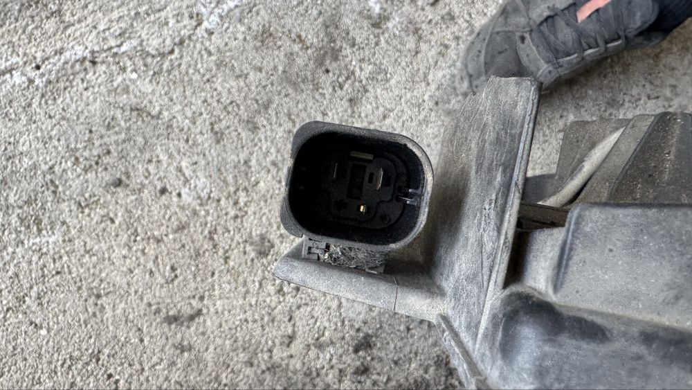 Охладителна перка  БМВ е60 е61 е63