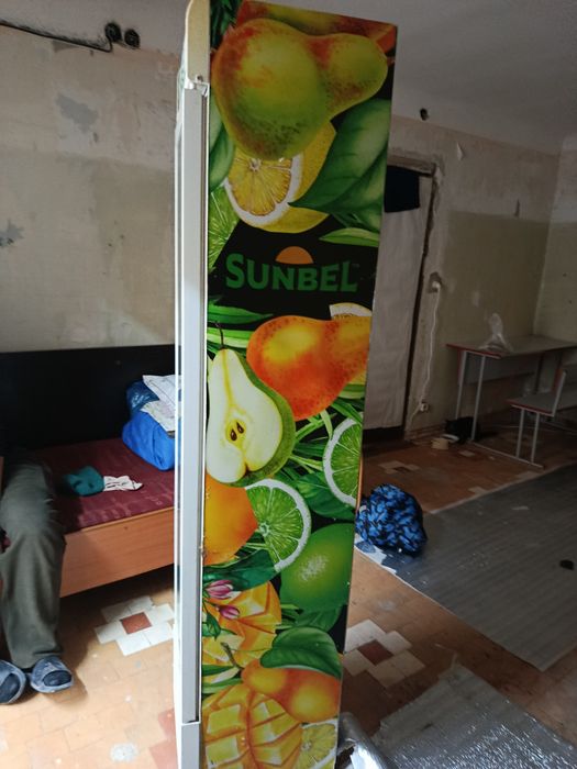 Холодильник для напитков