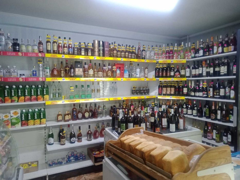 Продам морозильные лари, холодильники