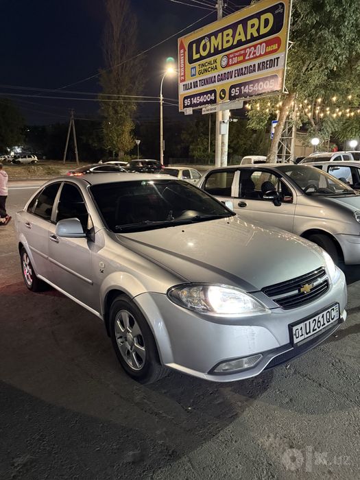 gentra 1 evro avtamat  metan gaz sotiladi