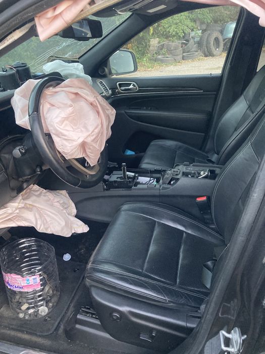 Jeep Grand Cherokee 3.0d за части.