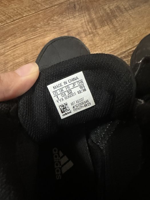 Обувь для мальчиков кроссовки