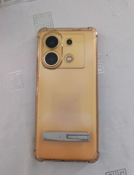Cyбфлагман Infinix Zero 30 5G 12/256гб