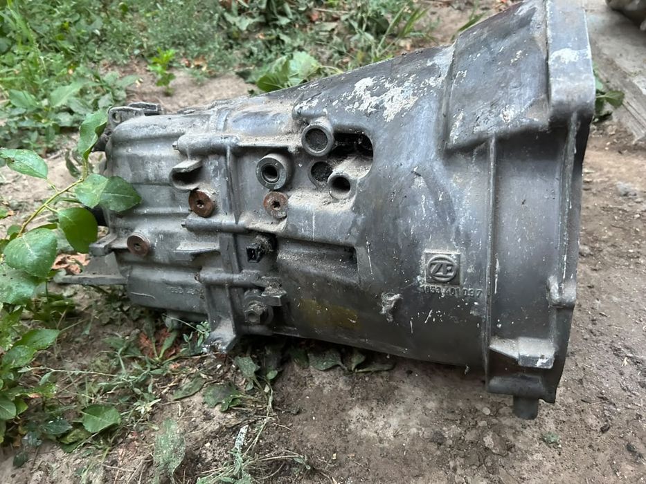 Коробка механика BMW E34 2.5. (МКПП)