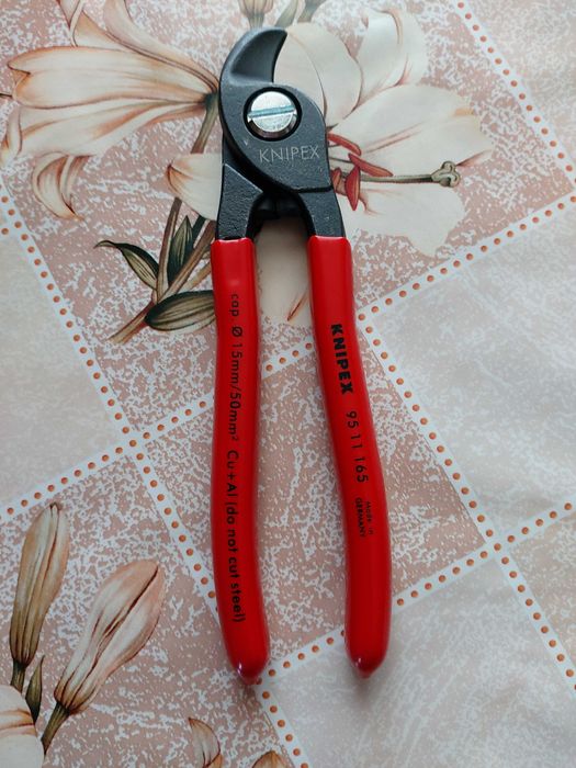 Клещи Knipex, Книпекс, Резачки за кабели, Резец за гофрирани тръби