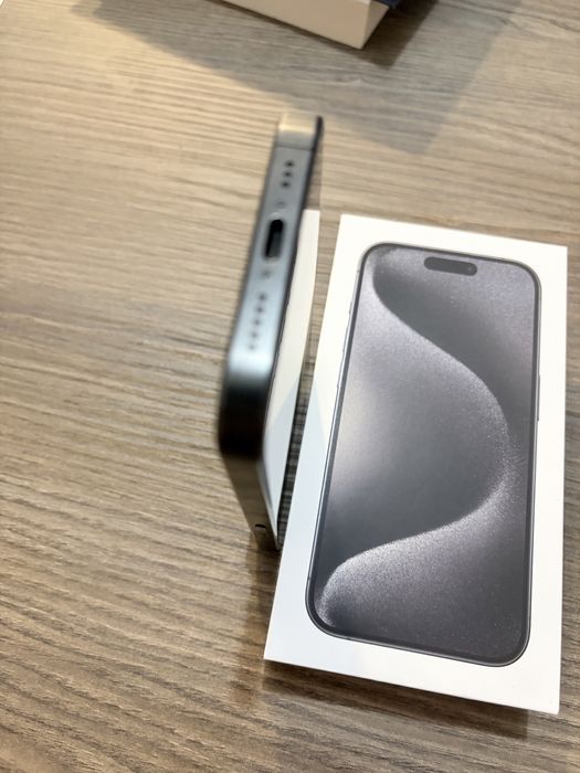 Vand iPhone 15 Pro black,128 GB
