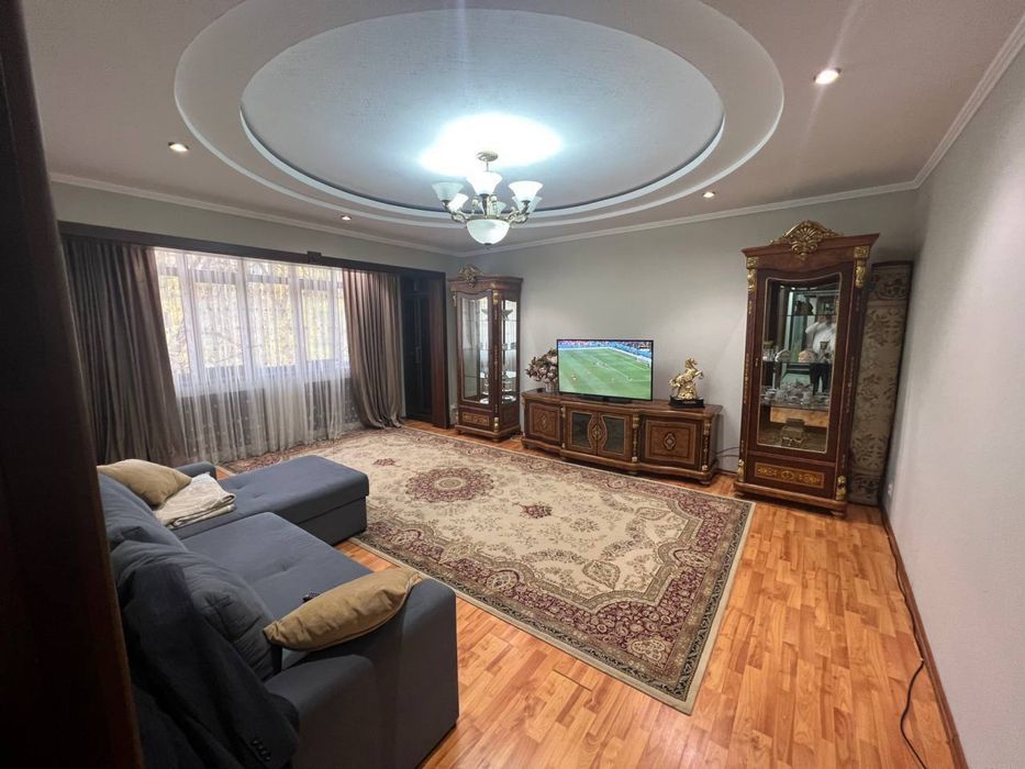 Сдаётся квартира метро Айбек