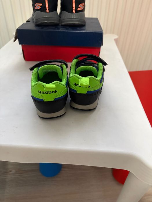 Обувки за момче размер 20 и 21