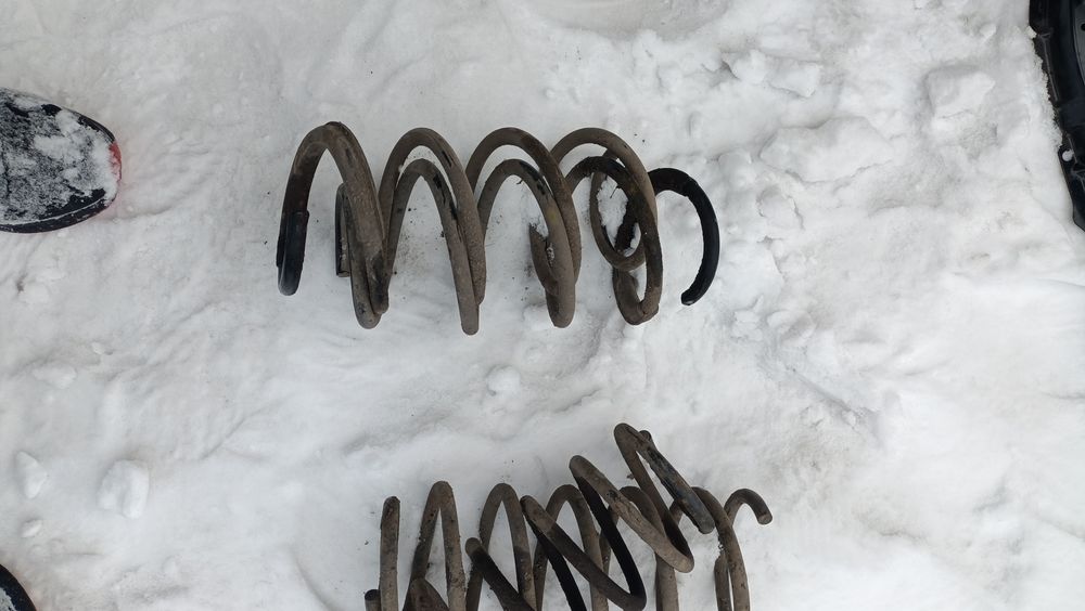 На Хюндай Акцент Солярис запчасти