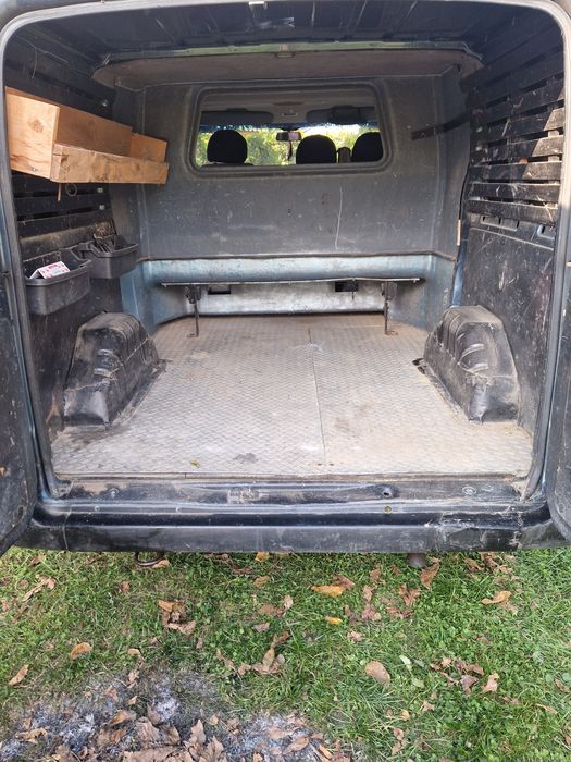 Autoutilitara Ford Transit