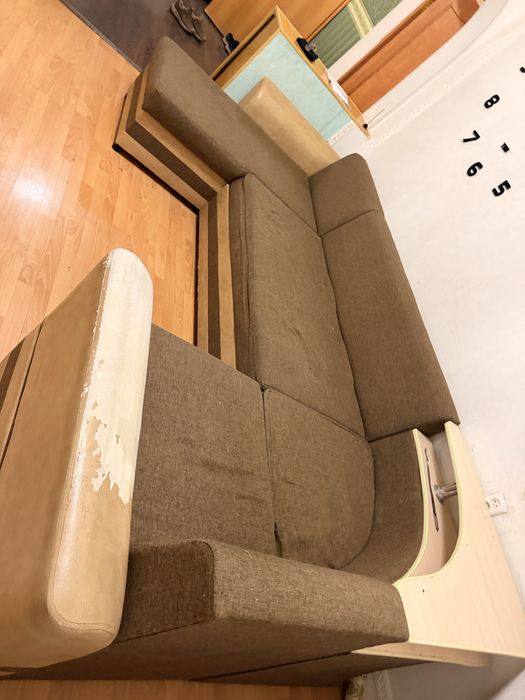 Продам диван за 10000 тг