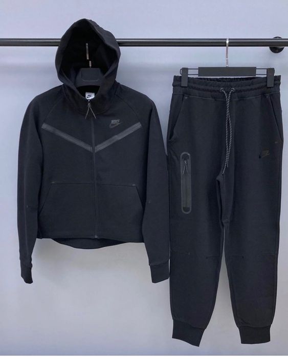 Дамски nike tech