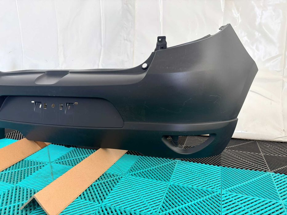 Bara spate Renault Clio 3 GT noua originala Renault