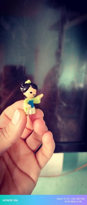 Киндер игрушка чиройлигина