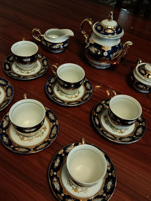 Chinni komplekt holati yangi
