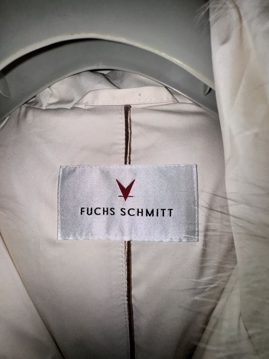 Geacă Damă alba treisferturi, puf de gasca, cu gluga