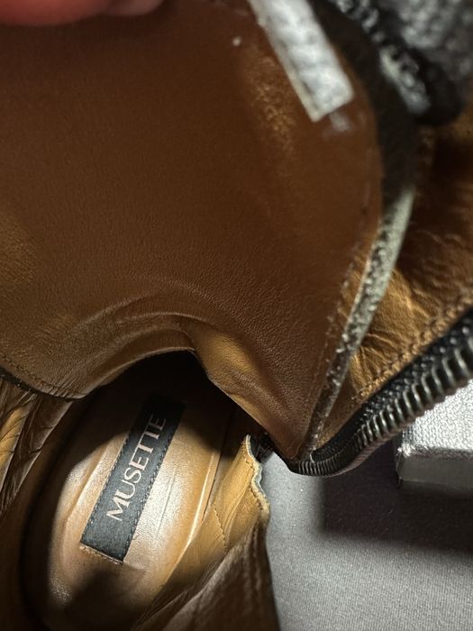 Ghete dama musette din piele