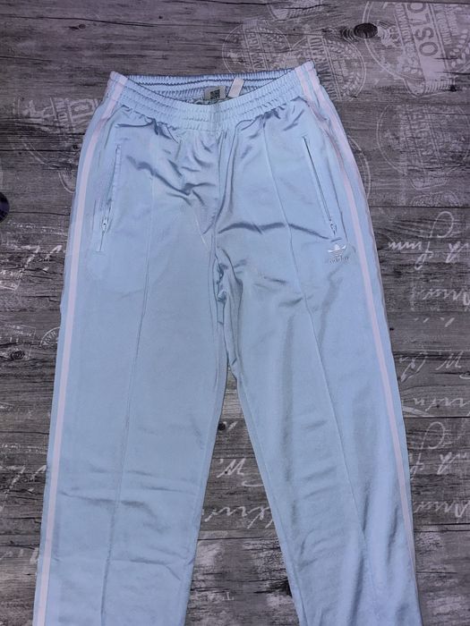 Pantaloni Adidas 35-35 dama