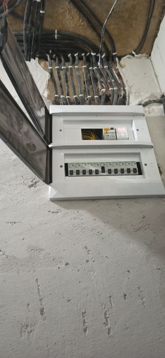 Качественные работы электрика