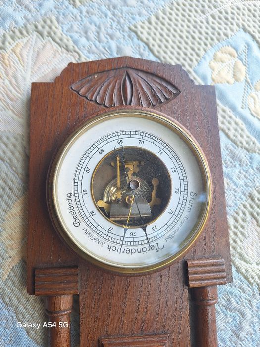 Стар Немски Барометър