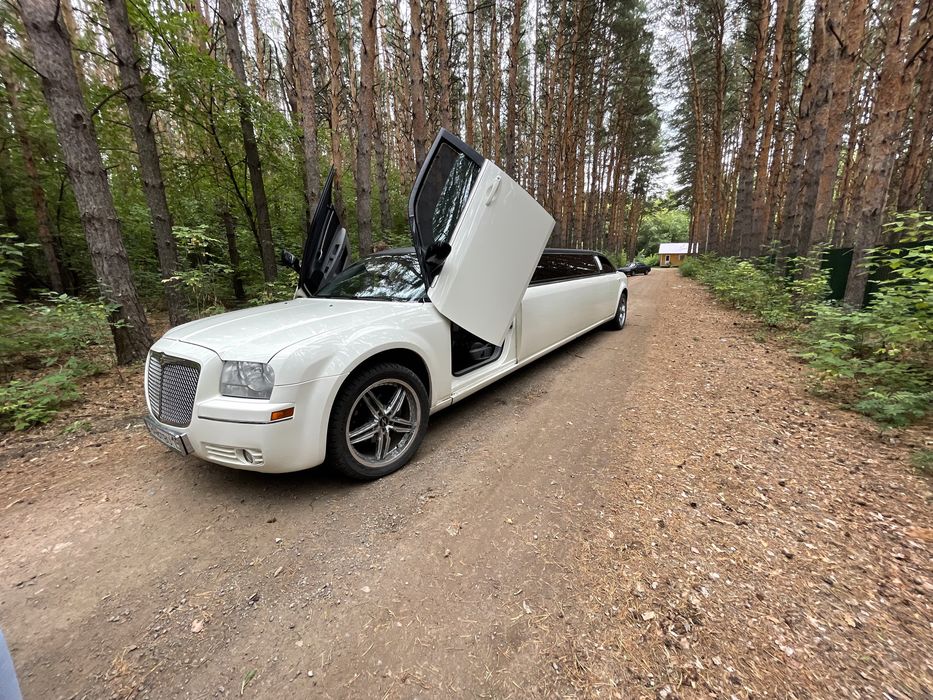 Продам лимузин