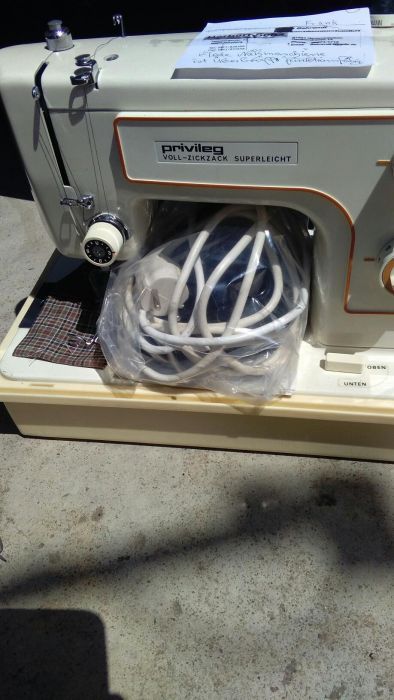 Masina de cusut Pfaff
