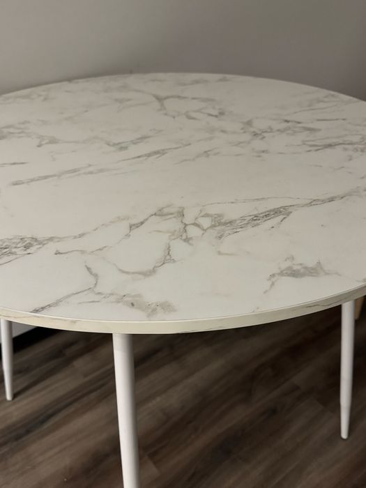 Стол кухонный круглый