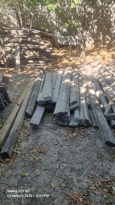 Доски из вагонах