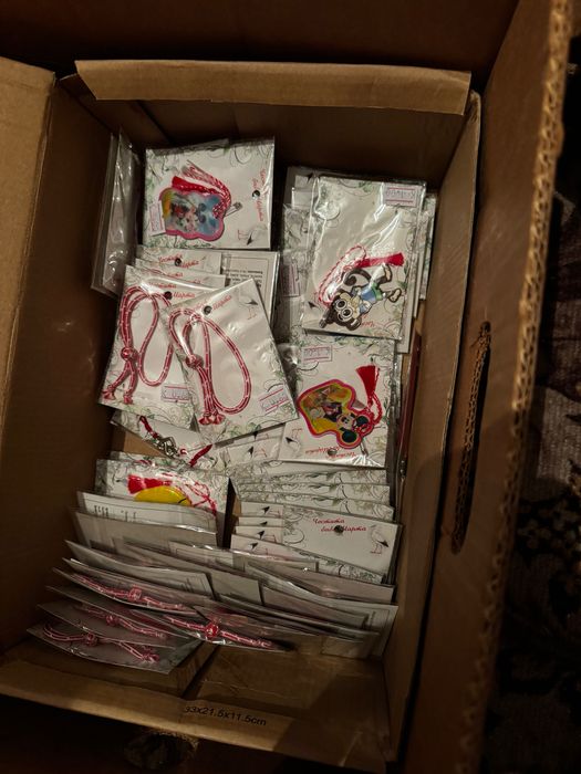 Мартеници/материали/маси за мартеници/шатра