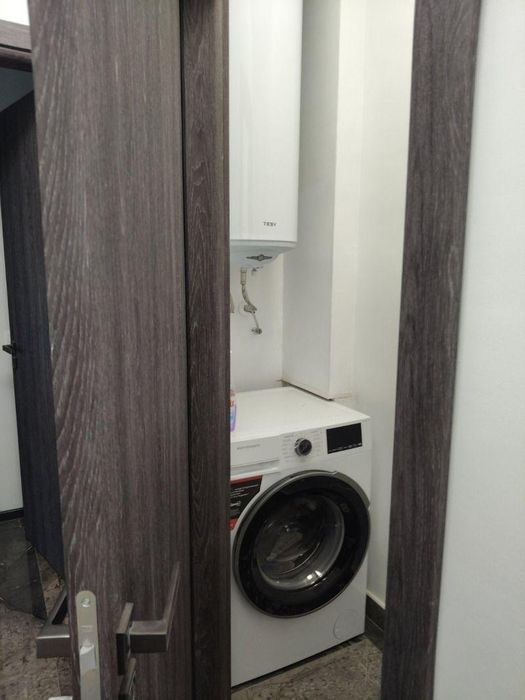 Дава се под наем Тристаен апартамент в София, Зона Б-18 - 95 кв.м за 880 € - Снимка #5