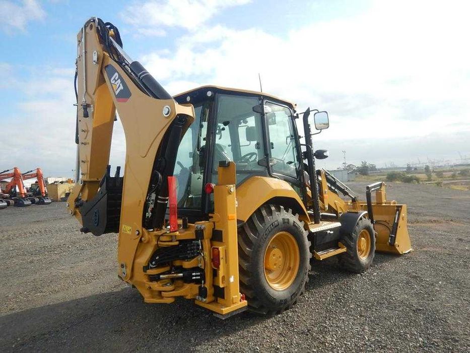 Экскаватор юкловчи CAT 426, Экскаватор погрузчик CAT 426