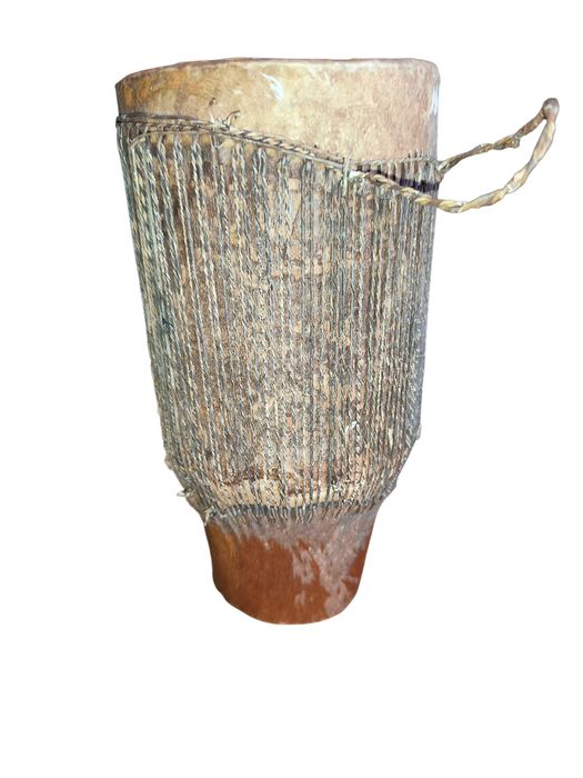 Tobă africană tradițională ( djembe )