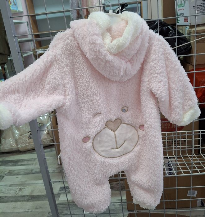 Продавам чисто нови бебешки одеала и ромпери НА ПРОМОЦИЯ!!!