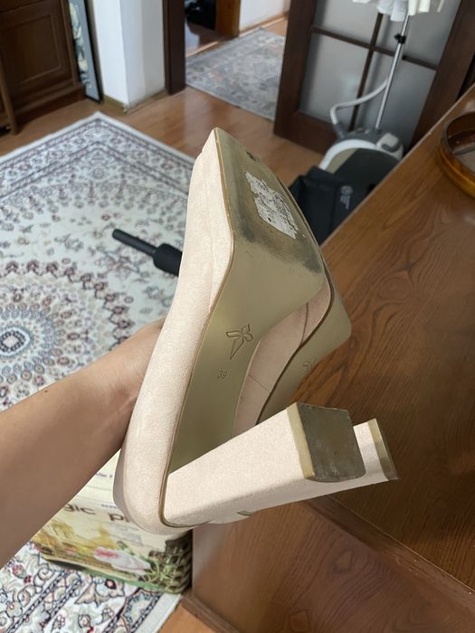 Любые за 1000 тг!