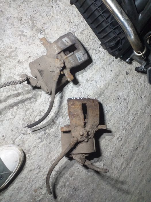 Etrier Stanga Dreapta electric complet Tiguan Passat Cc B6