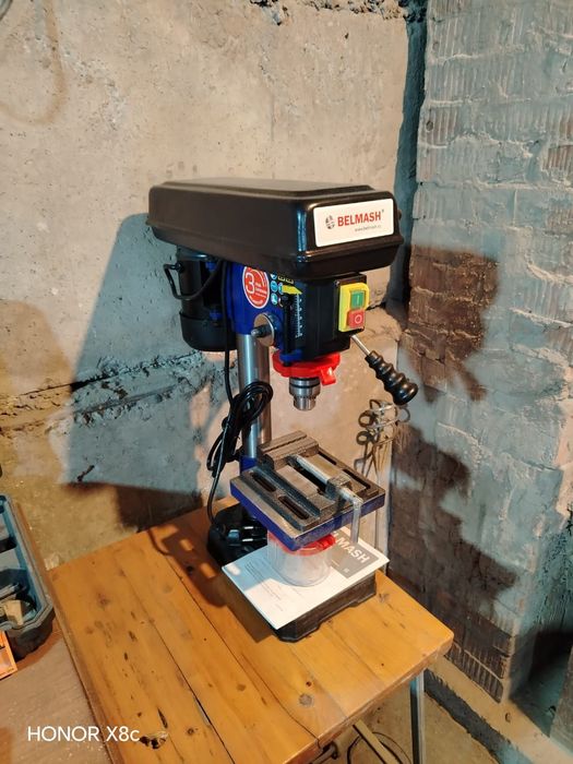 Продам станок сверлильный новый