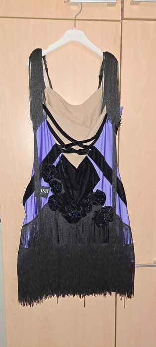 Рокли за спортни танци