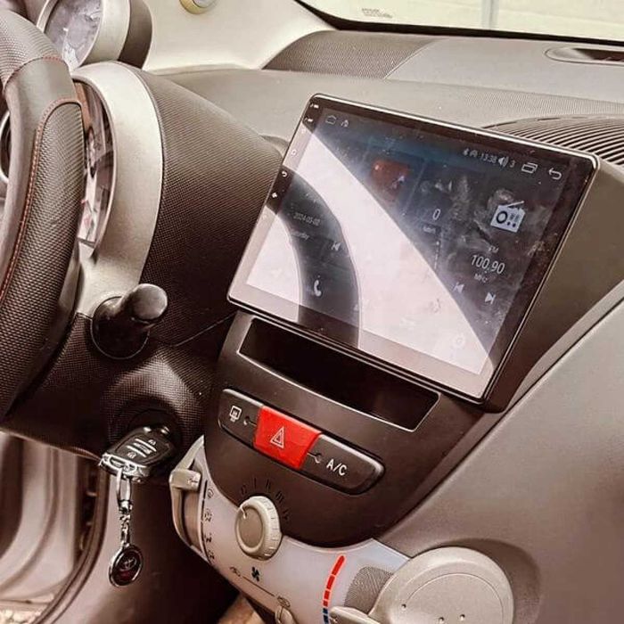 9 инчова мултимедия за Peugeot 107 / Toyota Aygo / Citroen C1 2005-2014 + Подарък камера