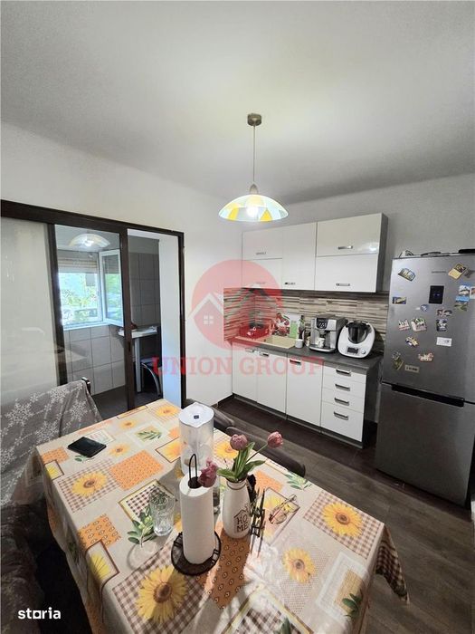 Apartament 3 Camere, Spatios, Parter, Zona Far