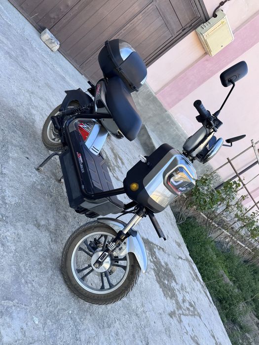 skillmax scooter