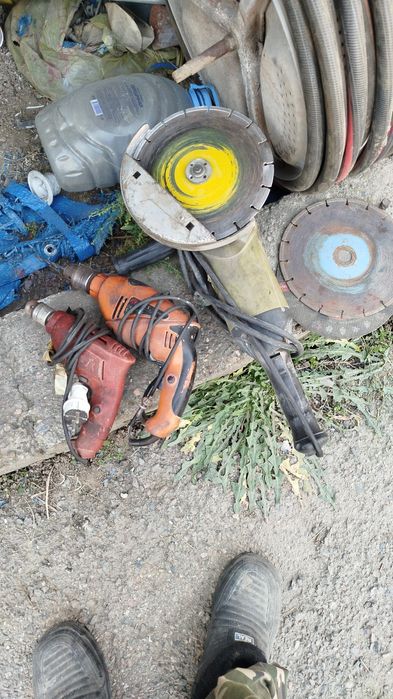 Электроинструмент