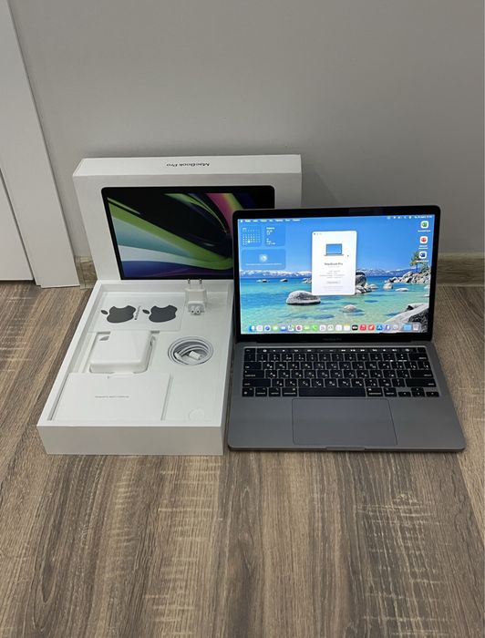 Apple Macbook Air 13 m 1  256 GB  100% ёмкасть